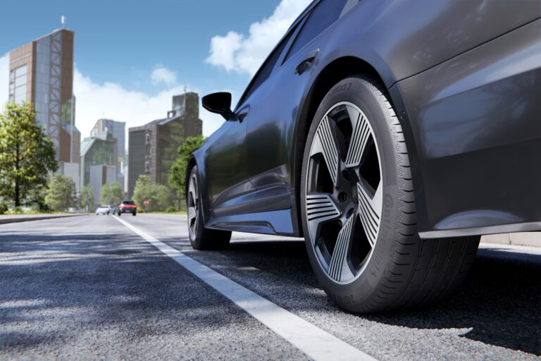 Škoda Elroq: pneus Continental EcoContact 7 de 20 polegadas com medidas diferentes à frente e atrás
