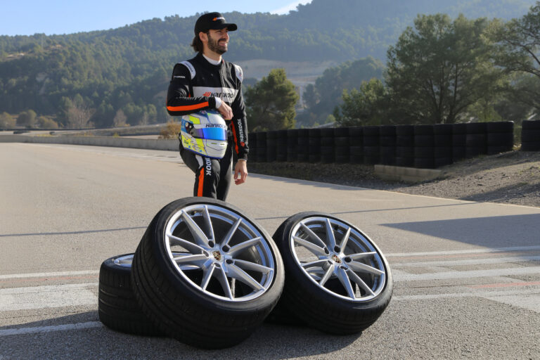Hankook Ventus S1 evo Z torna-se equipamento de fábrica do Porsche 911 Carrera em tamanhos de 19/20 polegadas
