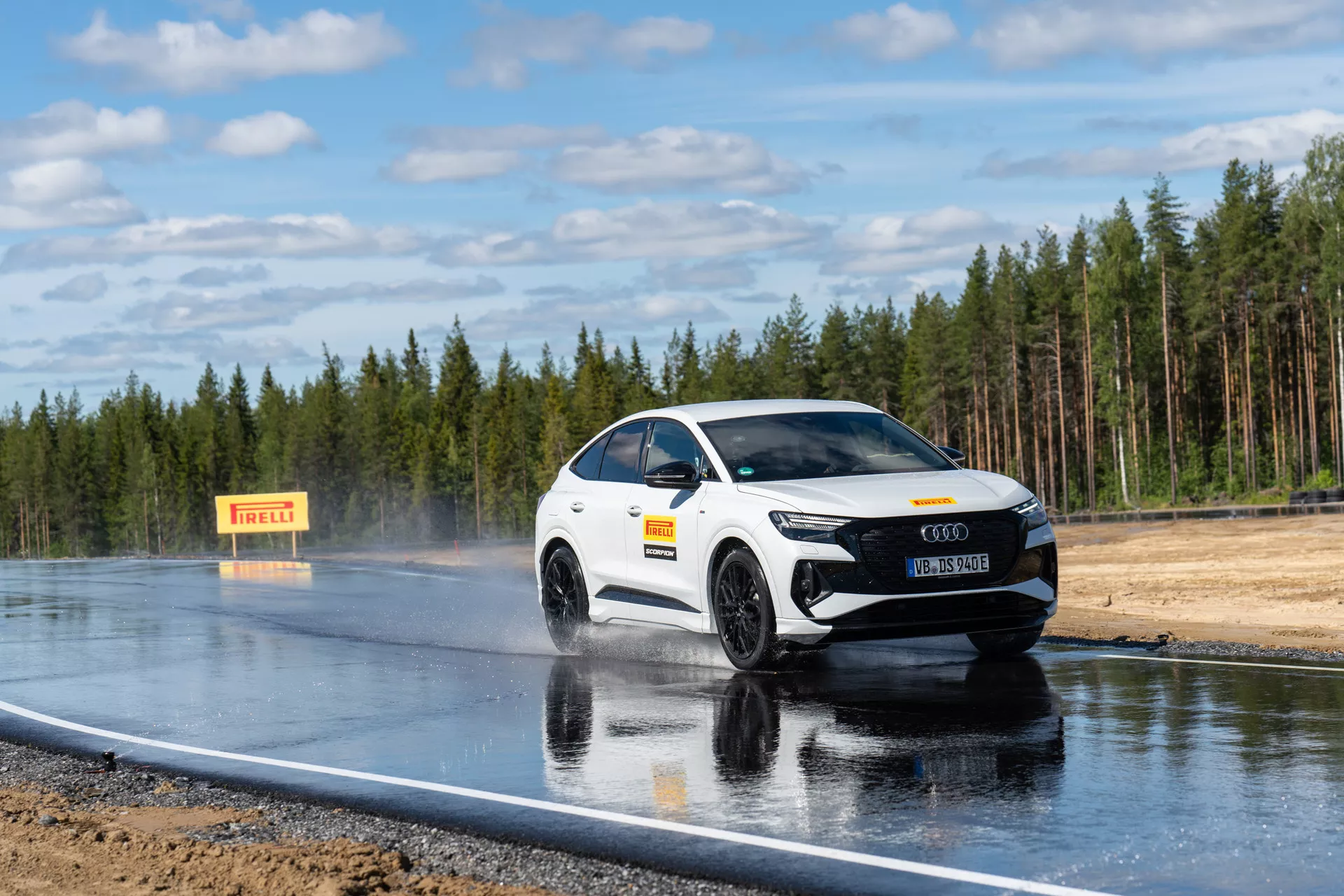 Pirelli Scorpion All Season SF2
